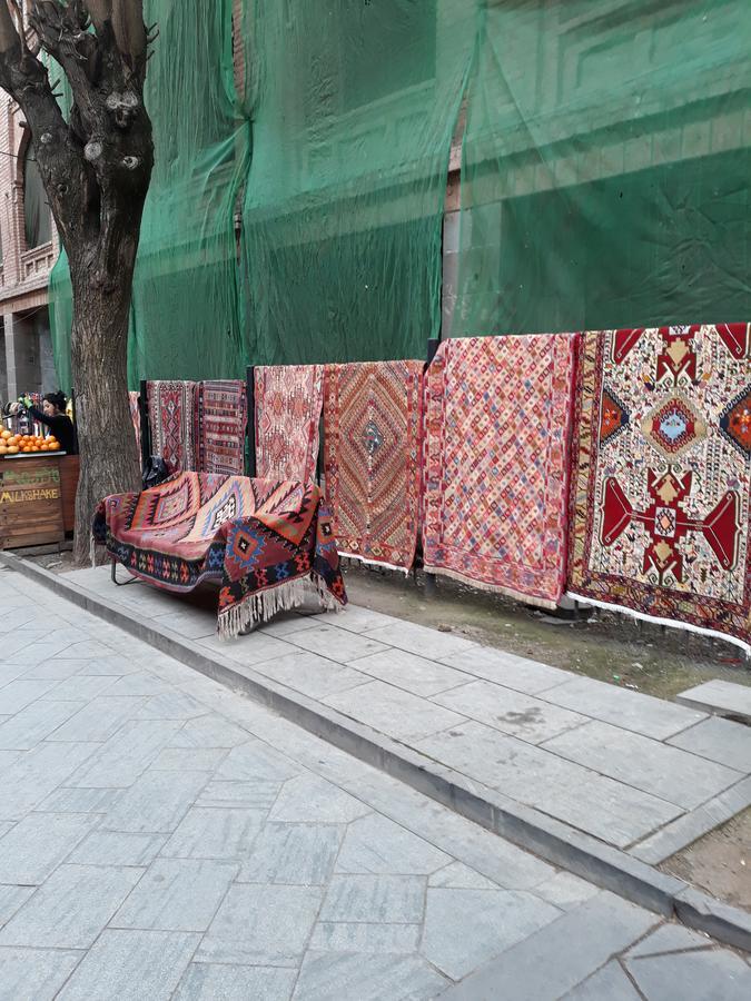Apartment On Erekle Tbilisi Luaran gambar