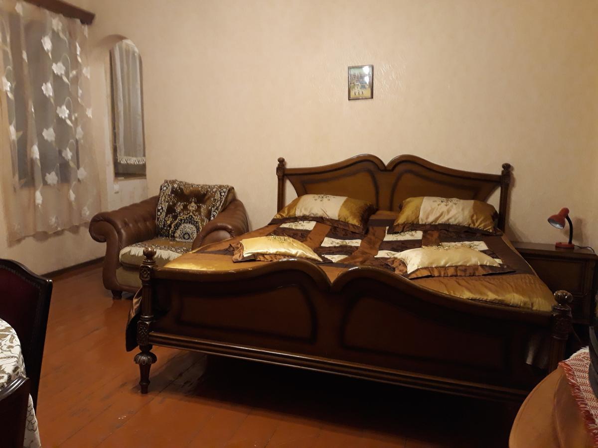 Apartment On Erekle Tbilisi Luaran gambar